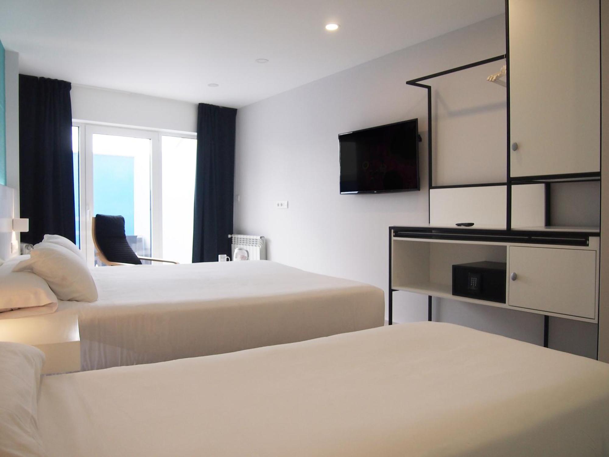 Four Rooms Muxia Exterior photo