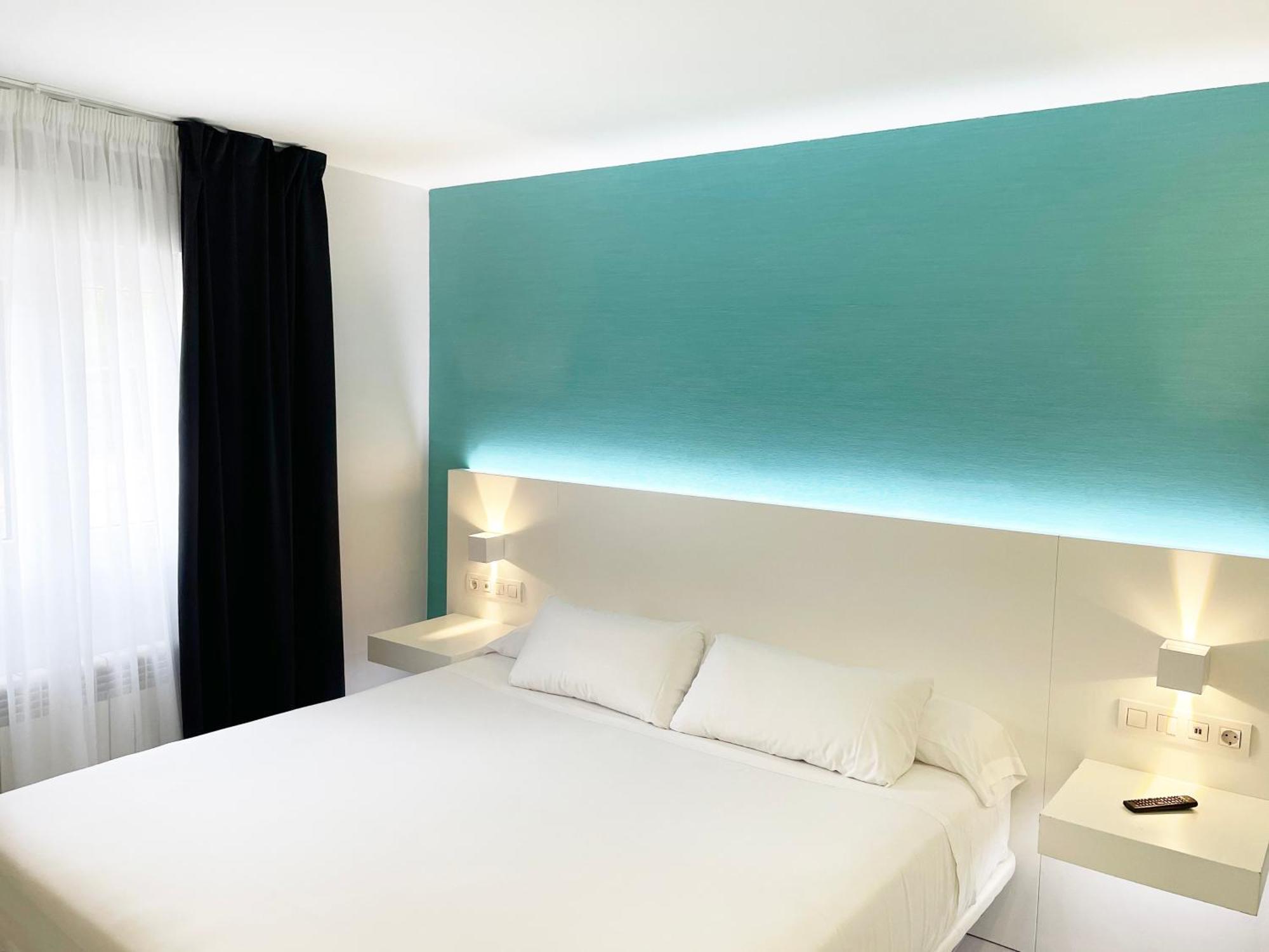Four Rooms Muxia Exterior photo