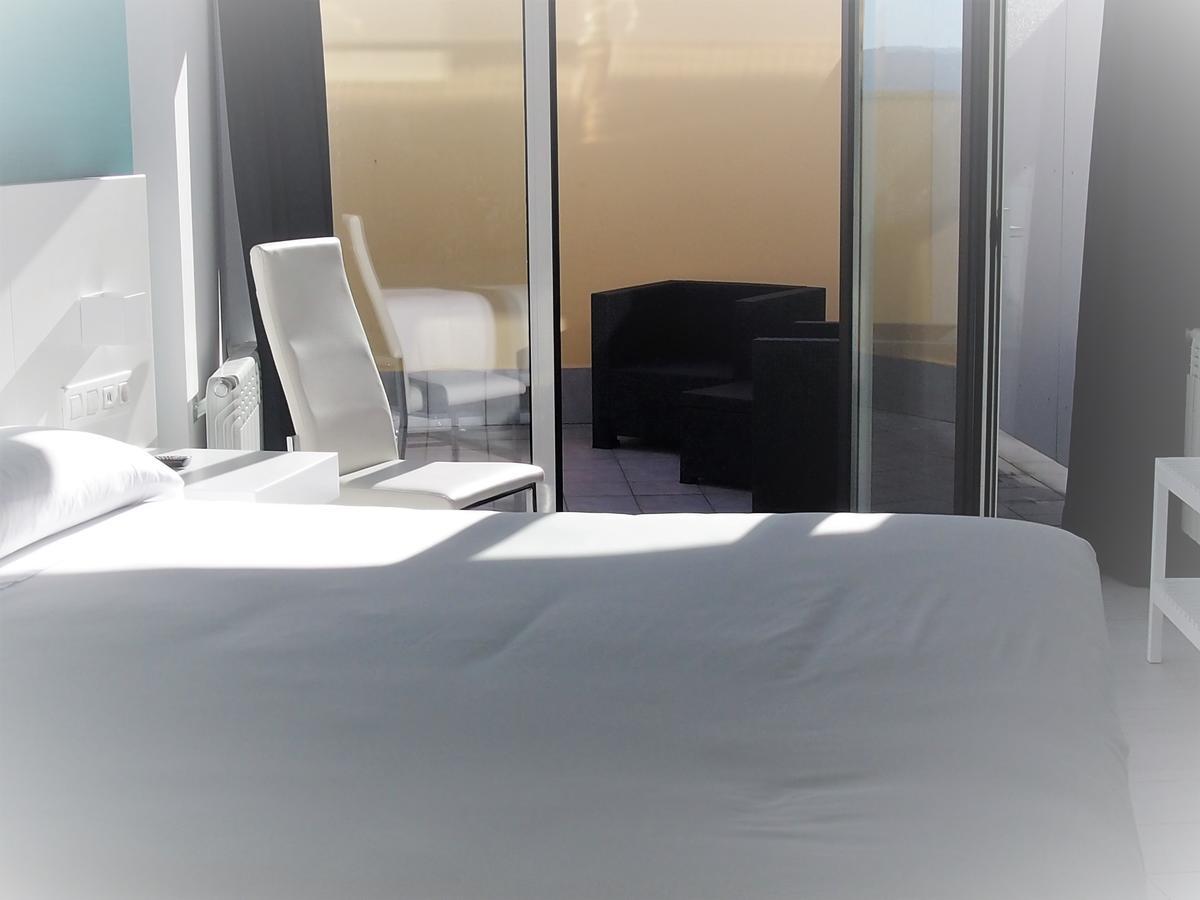 Four Rooms Muxia Exterior photo